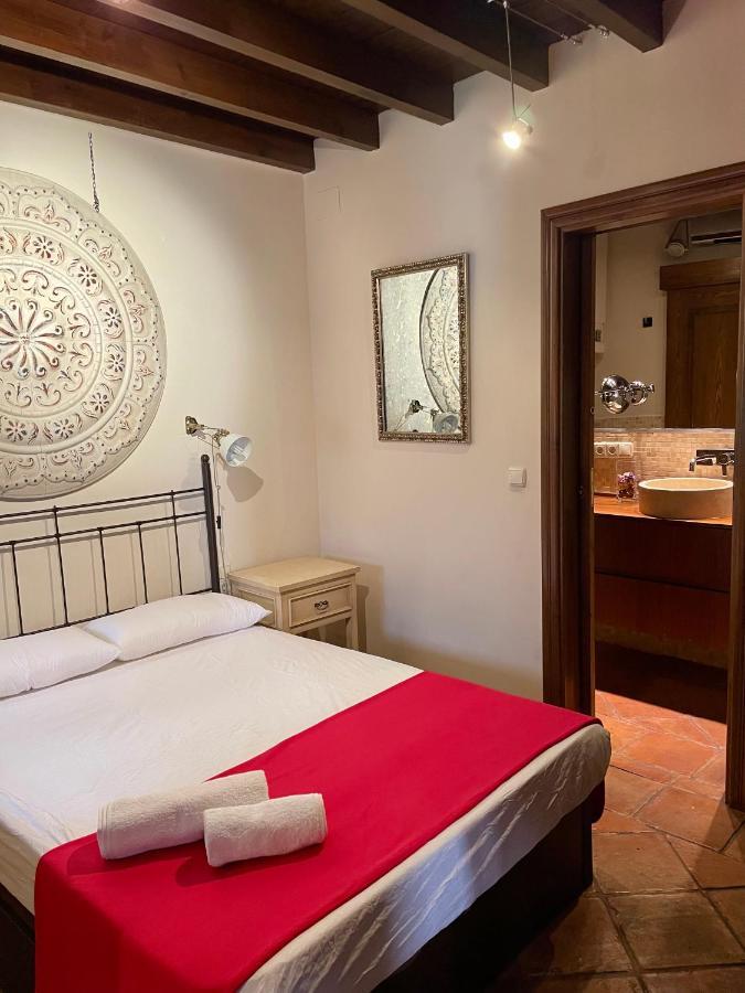 Sleep In Historic Puerta Elvira Apartment Granada Ngoại thất bức ảnh